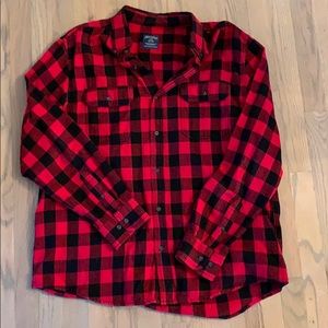 Men’s flannel button up